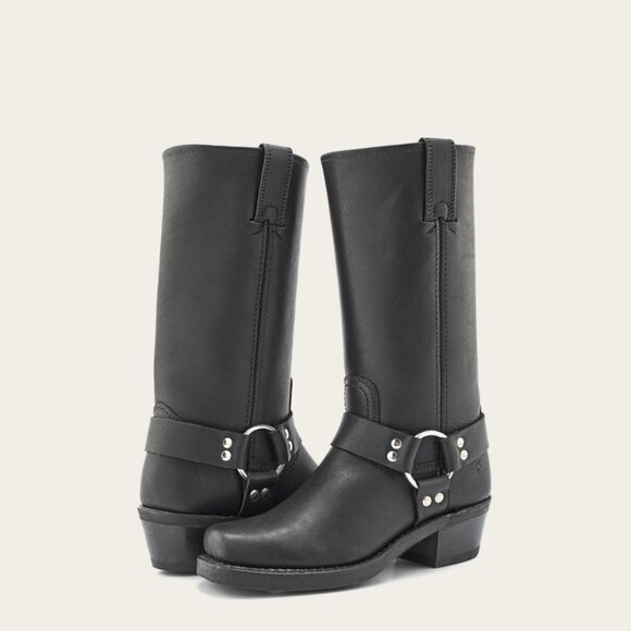 Frye Shoes - FRYE Harness 12R Square Toe Boot